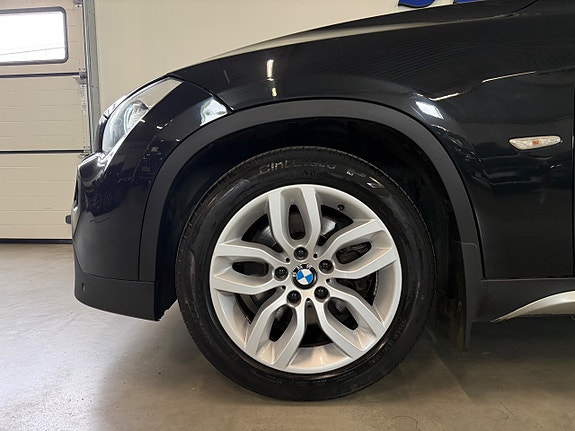 BMW X1 8 of 17