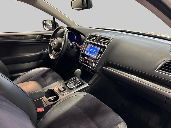 Subaru Outback 7 of 16