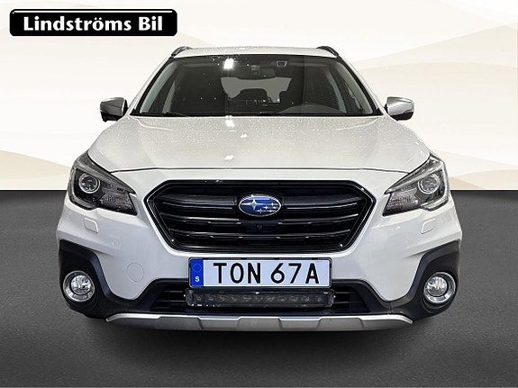 Subaru Outback 6 of 16