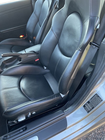 Porsche 911 4 of 5