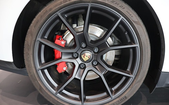 Porsche Taycan Sport Turismo 7 of 24