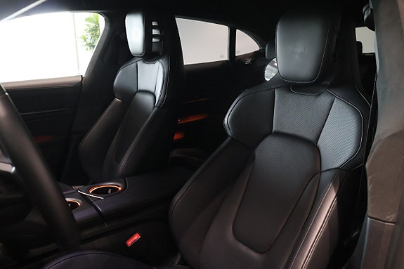 Porsche Taycan Sport Turismo 17 of 24