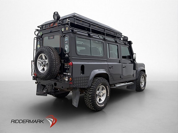 Land Rover Defender 110 8 of 30
