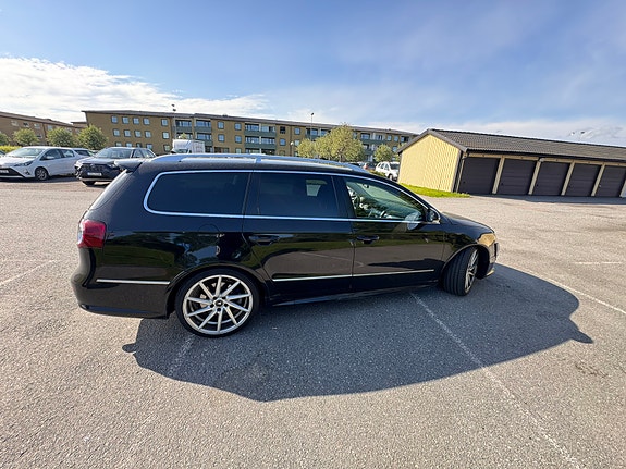 Volkswagen Passat 3 of 5