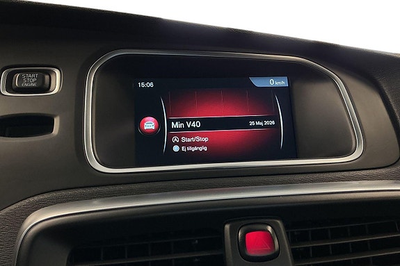 Volvo V40 16 of 25
