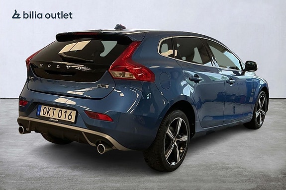 Volvo V40 4 of 5