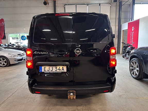 Opel Vivaro 5 of 5