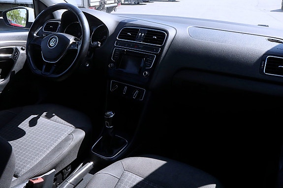 Volkswagen Polo 7 of 13