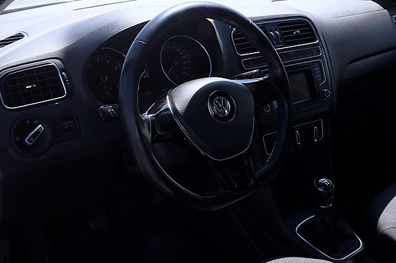 Volkswagen Polo 8 of 13