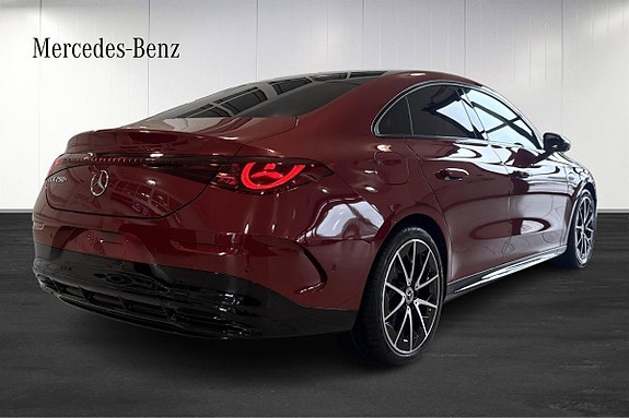 Mercedes-Benz CLA250 4 of 5