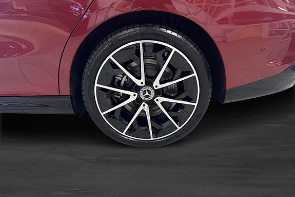 Mercedes-Benz CLA250 5 of 5