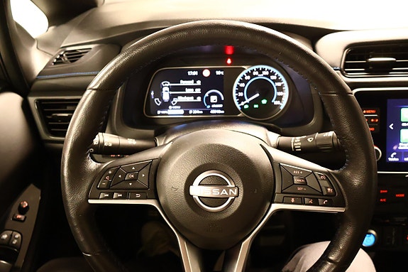 Nissan Leaf 5 of 5