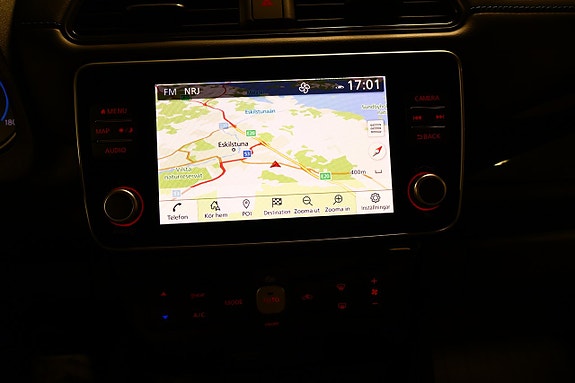 Nissan Leaf 7 of 11
