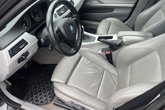 BMW 325i 28 of 29