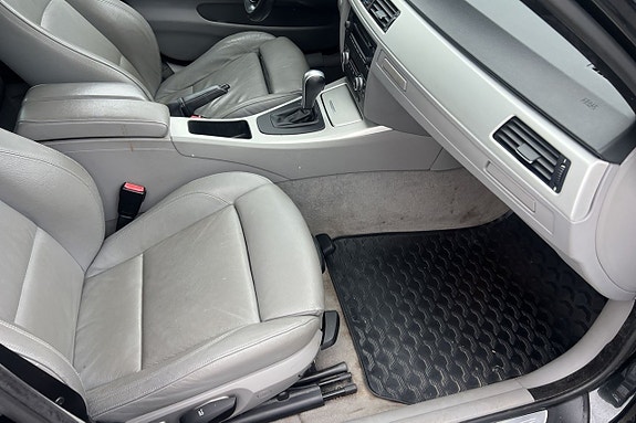 BMW 325i 25 of 29