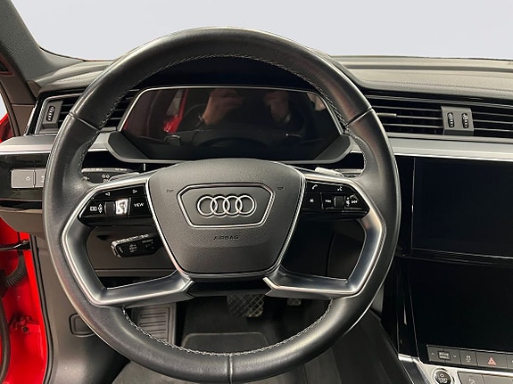 Audi Q8 9 of 14