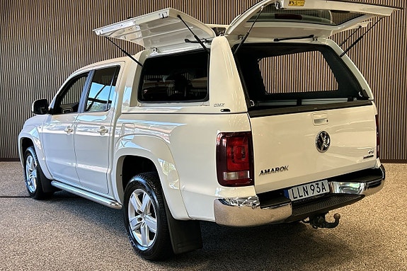 Volkswagen Amarok 4 of 12