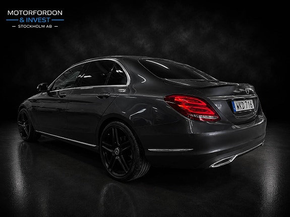 Mercedes-Benz C220 d 3 of 12