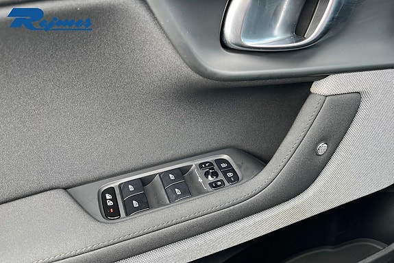 Polestar 2 6 of 26