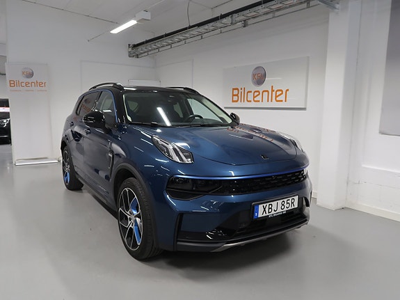 Lynk & Co 01 3 of 5
