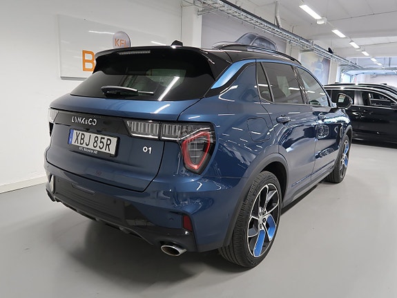 Lynk & Co 01 6 of 30