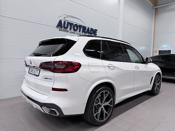 BMW X5 8 of 27