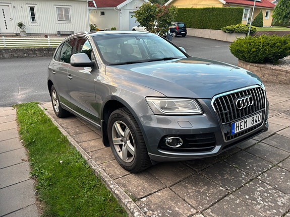 Audi Q5 2 of 10