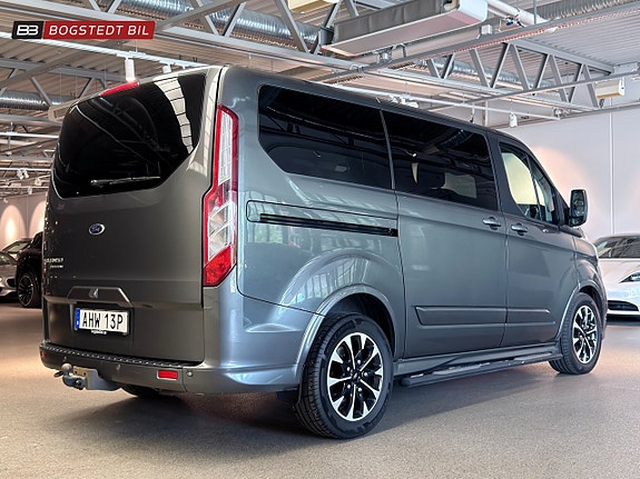 Ford Custom Tourneo 8 of 23