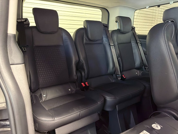 Ford Custom Tourneo 17 of 23