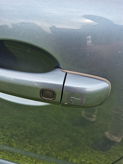Volvo V70 6 of 11