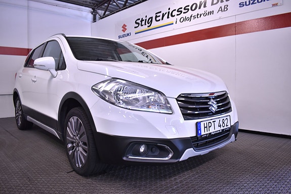 Suzuki S-Cross