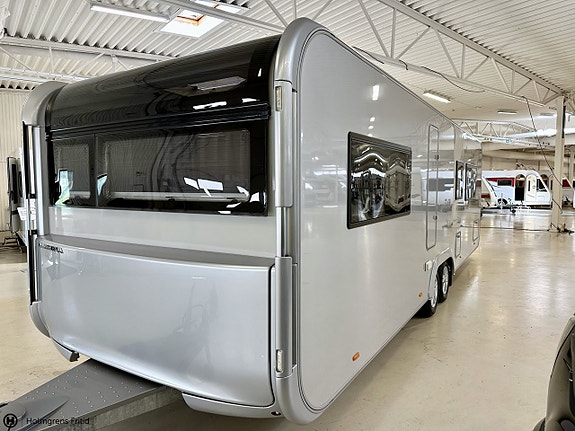 Adria Astella 754 DP 5 of 16