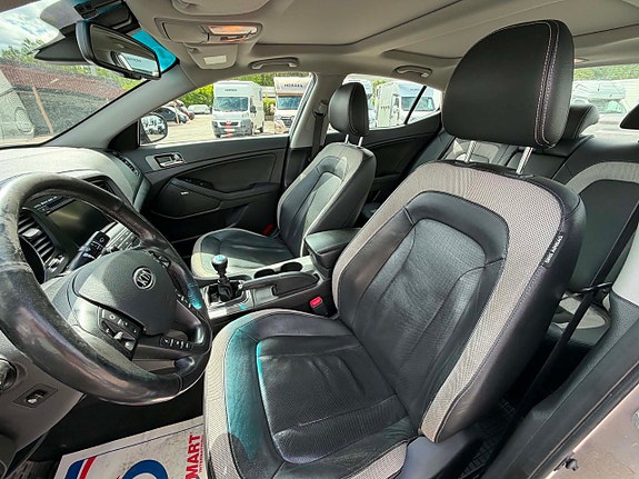 Kia Optima 8 of 13