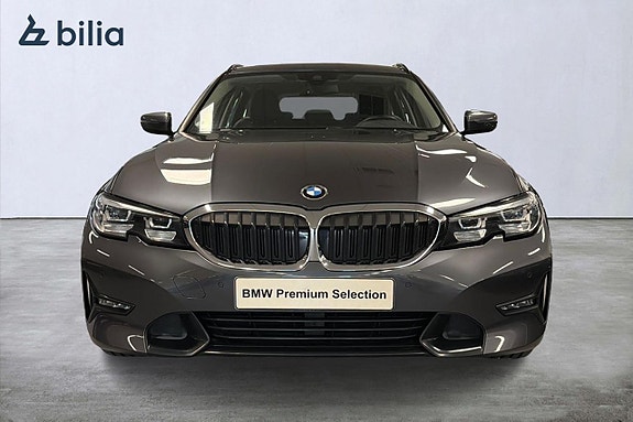 BMW 320d 5 of 17