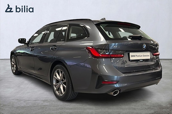 BMW 320d 2 of 17