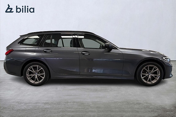 BMW 320d 15 of 17
