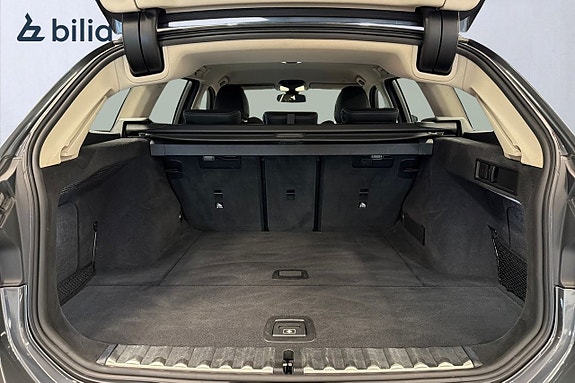 BMW 320d 10 of 17