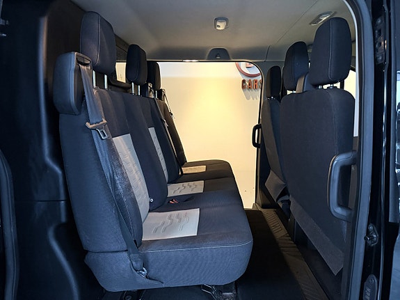Ford Transit Custom 9 of 17