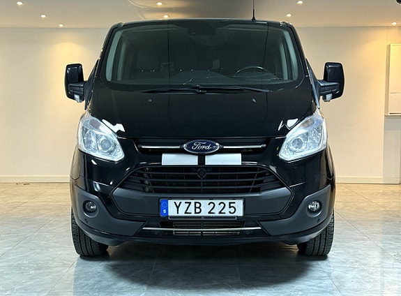 Ford Transit Custom 6 of 17