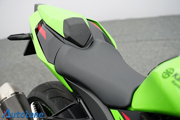 Kawasaki Ninja ZX-10R KRT-Edition 17 of 29