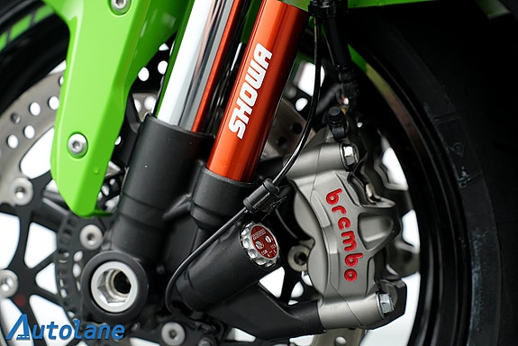 Kawasaki Ninja ZX-10R KRT-Edition 26 of 29