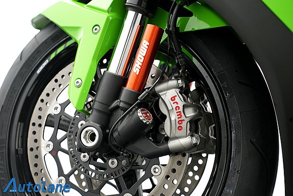 Kawasaki Ninja ZX-10R KRT-Edition 27 of 29