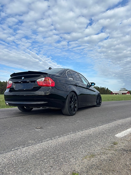 BMW 325d 5 of 5