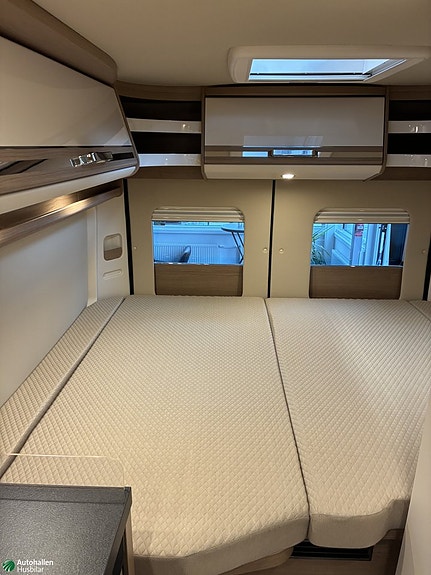 Carthago Van 600 DB K Diversity coupé 35L / Automat 14 of 21