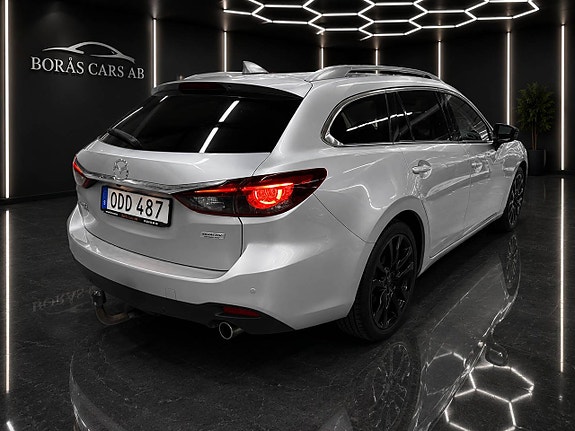 Mazda 6 4 of 5