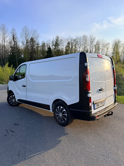 Opel Vivaro 3 of 5