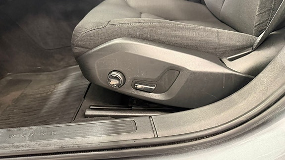 Volvo S90 11 of 14