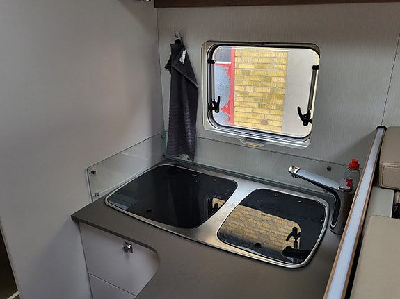 Bürstner Campervan Lyseo Harmony line 11 of 13