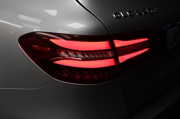 Mercedes-Benz GLC220 d 9 of 25