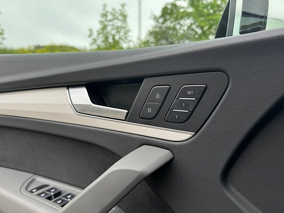 Audi SQ5 12 of 27